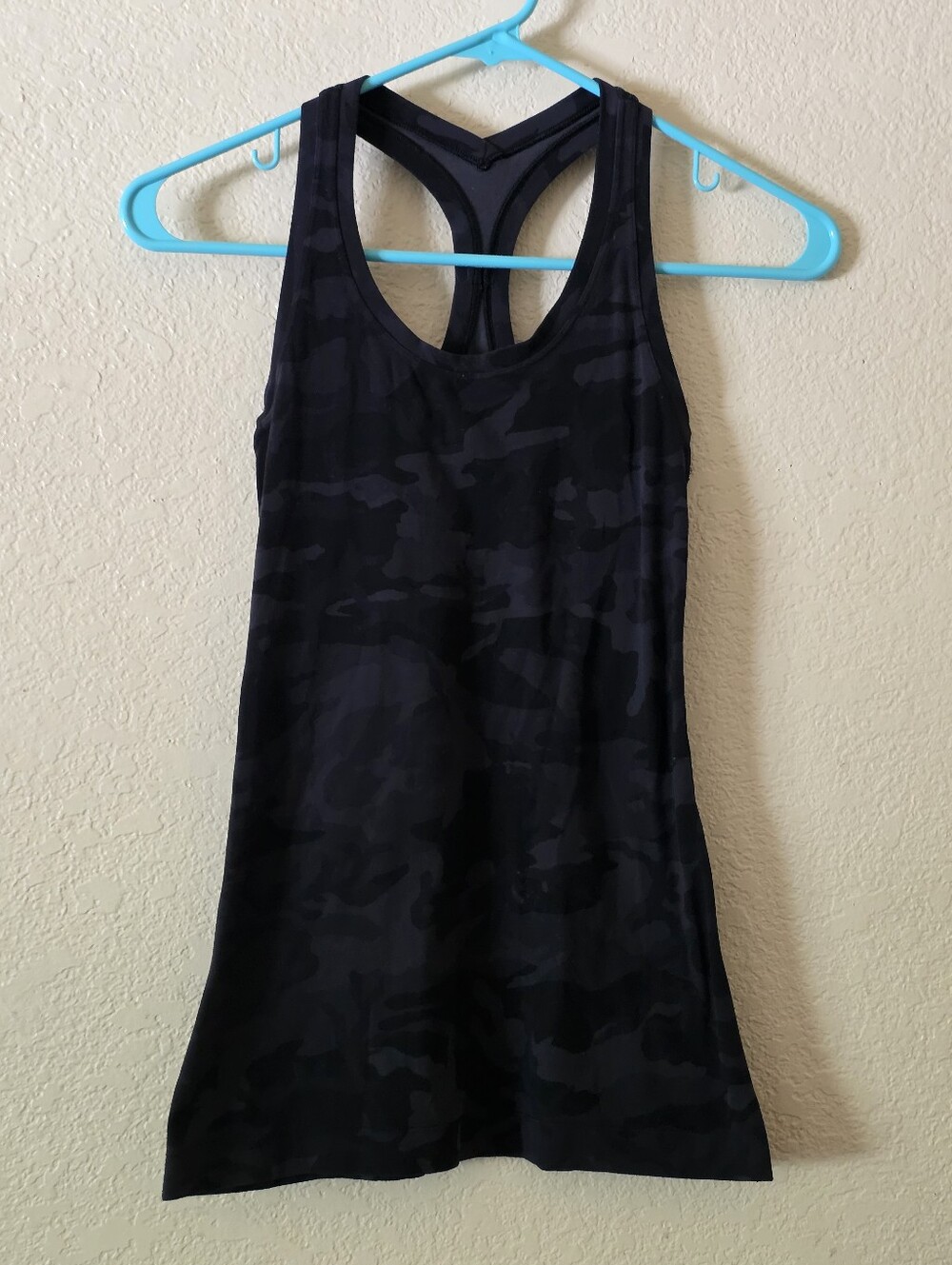 Lululemon Black Camo Racerback Tank Top Size Small